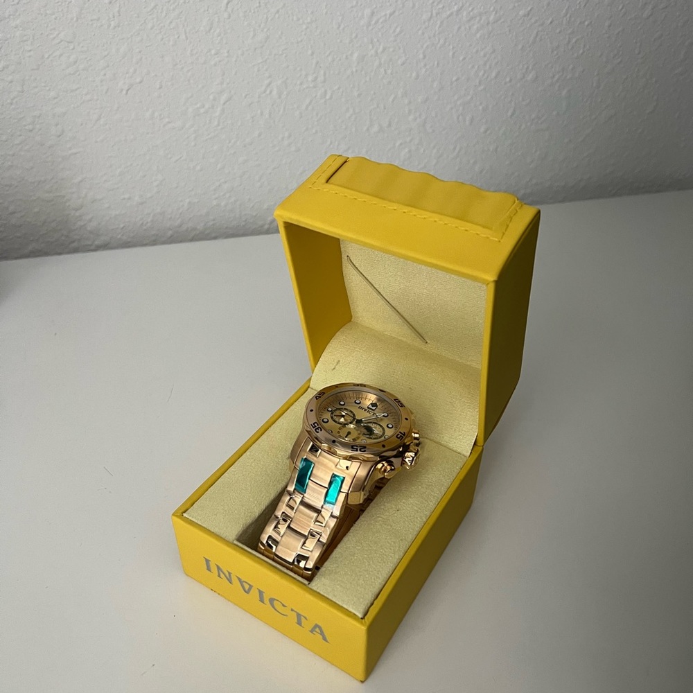 Invicta Gold Watch - Pro Diver Collection // Brand new // Size XL